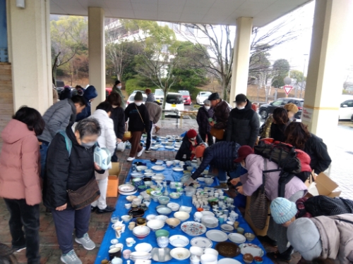 リユース陶器市活動風景1